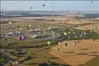 Photos aériennes - Mondial Air Ballons 2019 - Photo réf. E172918 - Grand Est Mondial Air Ballons 2019 : Grande Ligne du lundi 29 Juillet au matin.