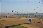 Photos aériennes de "Mondial" - Photo réf. E172948 - Grand Est Mondial Air Ballons 2019 : Grande Ligne du lundi 29 Juillet au matin.