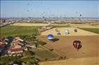 Photos aériennes de Chambley-Bussières (54890) - Grand Est Mondial Air Ballons 2019 | Meurthe-et-Moselle, Lorraine, France - Photo réf. E172961 - Grand Est Mondial Air Ballons 2019 : Grande Ligne du lundi 29 Juillet au matin.