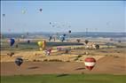 Photos aériennes de Chambley-Bussières (54890) | Meurthe-et-Moselle, Lorraine, France - Photo réf. E172975 - Grand Est Mondial Air Ballons 2019 : Grande Ligne du lundi 29 Juillet au matin.