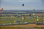 Photos aériennes de "chambley" - Photo réf. E174857 - Grand Est Mondial Air Ballons 2021 : Grande Ligne du Dimanche 25 Juillet au matin.