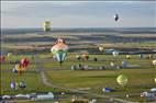 Photos aériennes de "Mondial" - Photo réf. E174864 - Grand Est Mondial Air Ballons 2021 : Grande Ligne du Dimanche 25 Juillet au matin.