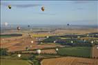 Photos aériennes de "grand" - Photo réf. E174874 - Grand Est Mondial Air Ballons 2021 : Grande Ligne du Dimanche 25 Juillet au matin.