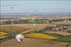 Photos aériennes de "Grand" - Photo réf. E174882 - Grand Est Mondial Air Ballons 2021 : Grande Ligne du Dimanche 25 Juillet au matin.