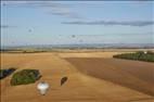 Photos aériennes de "grande" - Photo réf. E174895 - Grand Est Mondial Air Ballons 2021 : Grande Ligne du Dimanche 25 Juillet au matin.