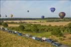 Photos aériennes - Mondial Air Ballons 2021 - Photo réf. E175035 - Grand Est Mondial Air Ballons 2021 : Vol du lundi 26 Juillet au matin.
